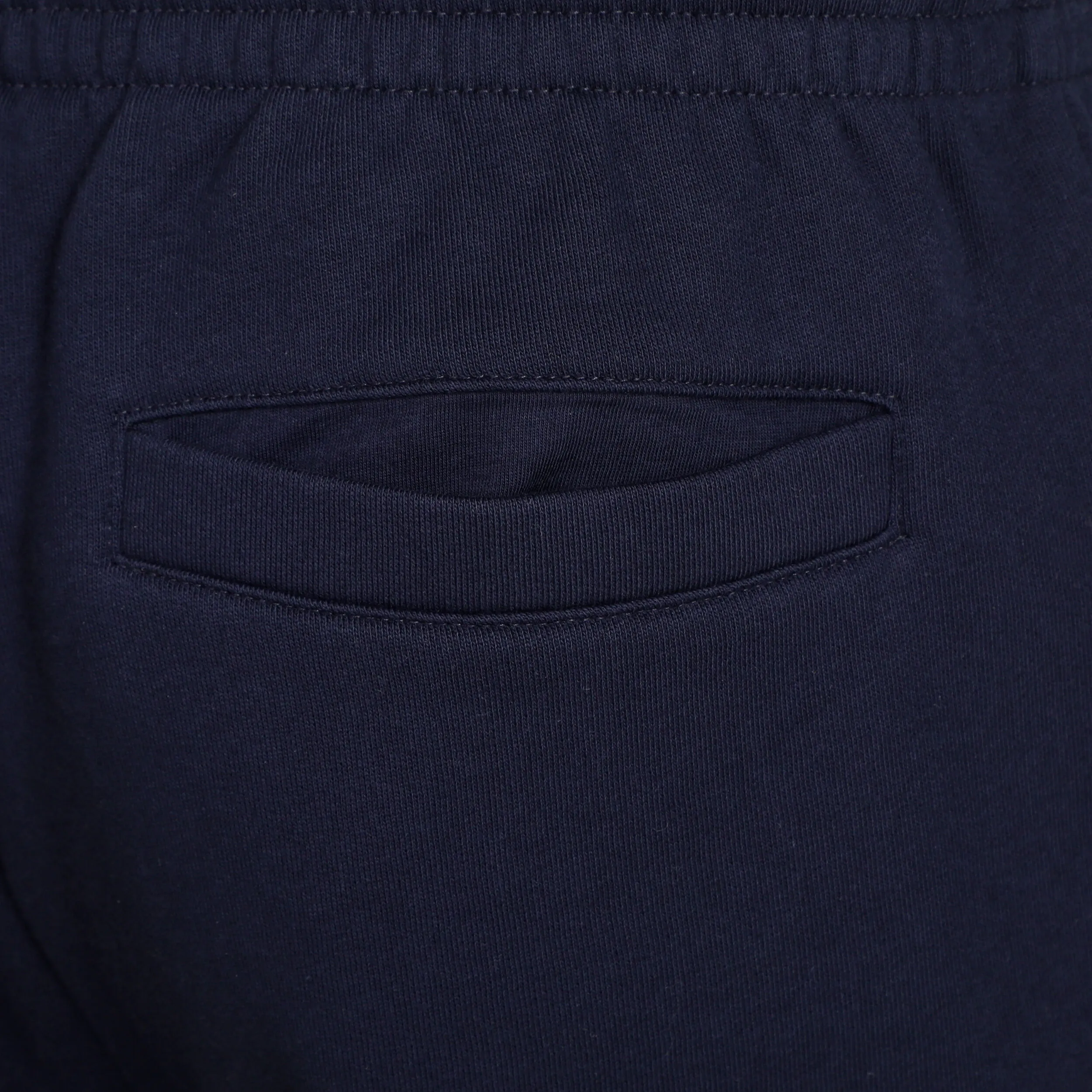 Core Solid Shorts Hombres